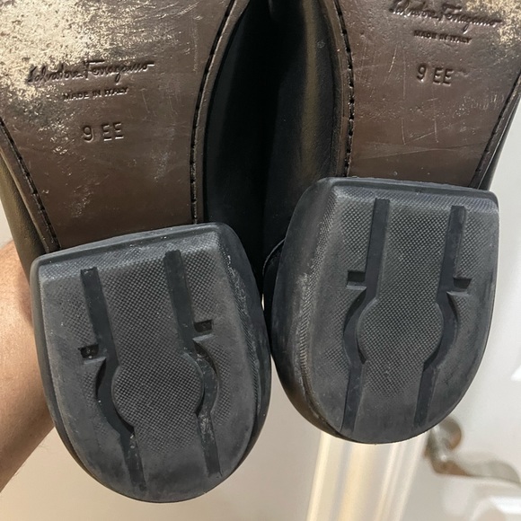 Salvatore Ferragamo Black Loafers Sz 9 EE - Picture 10 of 13